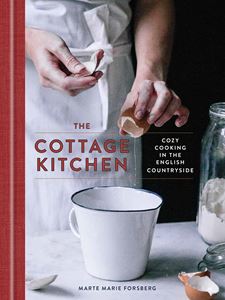 COTTAGE KITCHEN (CROWN PUBLISHING) (HB)