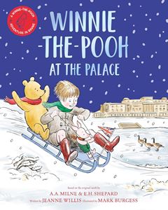 WINNIE THE POOH AT THE PALACE (PB)