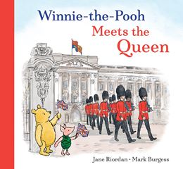 WINNIE THE POOH MEETS THE QUEEN (PB)