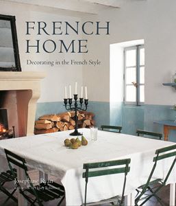 FRENCH HOME: DECORATING IN THE FRENCH STYLE (HB)