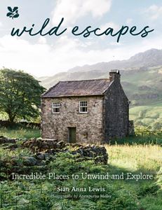 WILD ESCAPES (NATIONAL TRUST) (HB)